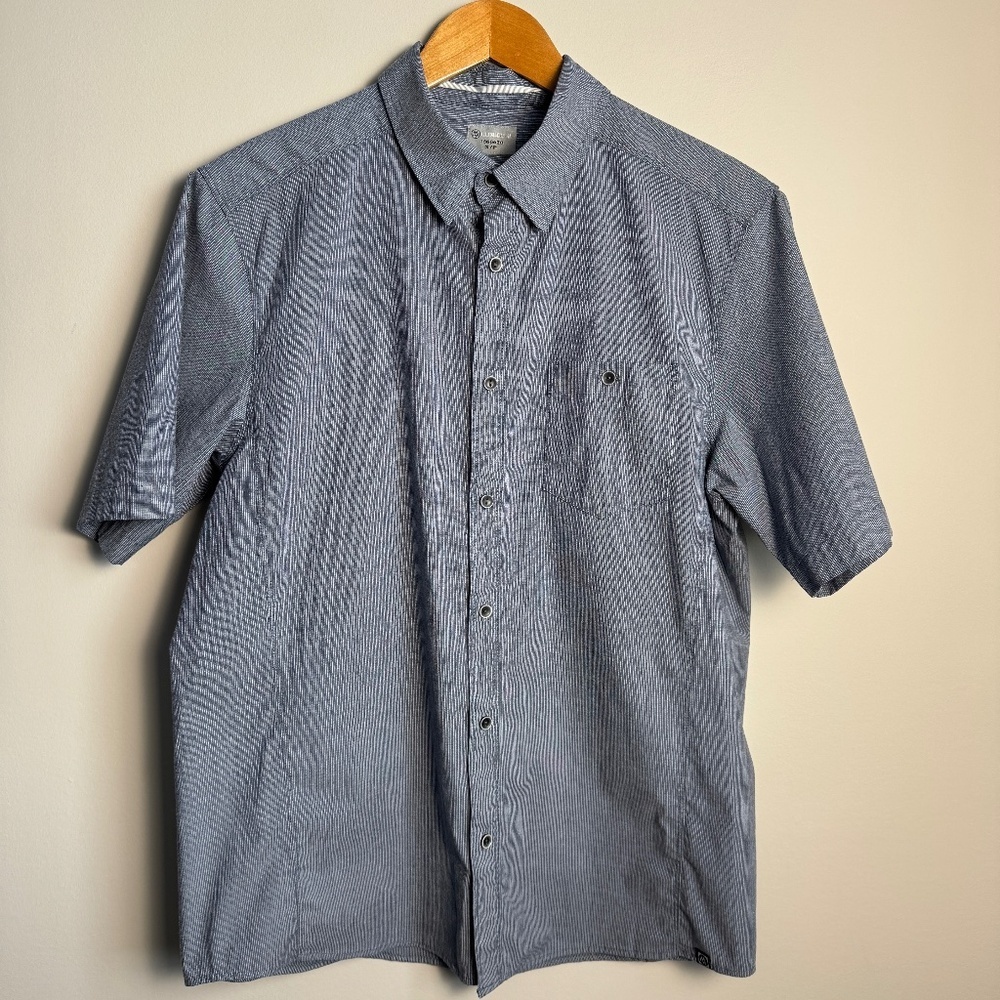 Cloudveil Men's Short Sleeve‎ Button Up Casual Shirt Bluish-Gray Small Summer